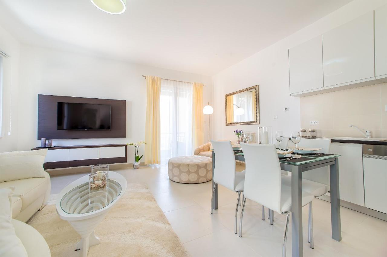 Lavender Bay Apartment C22 Kotor Exterior photo